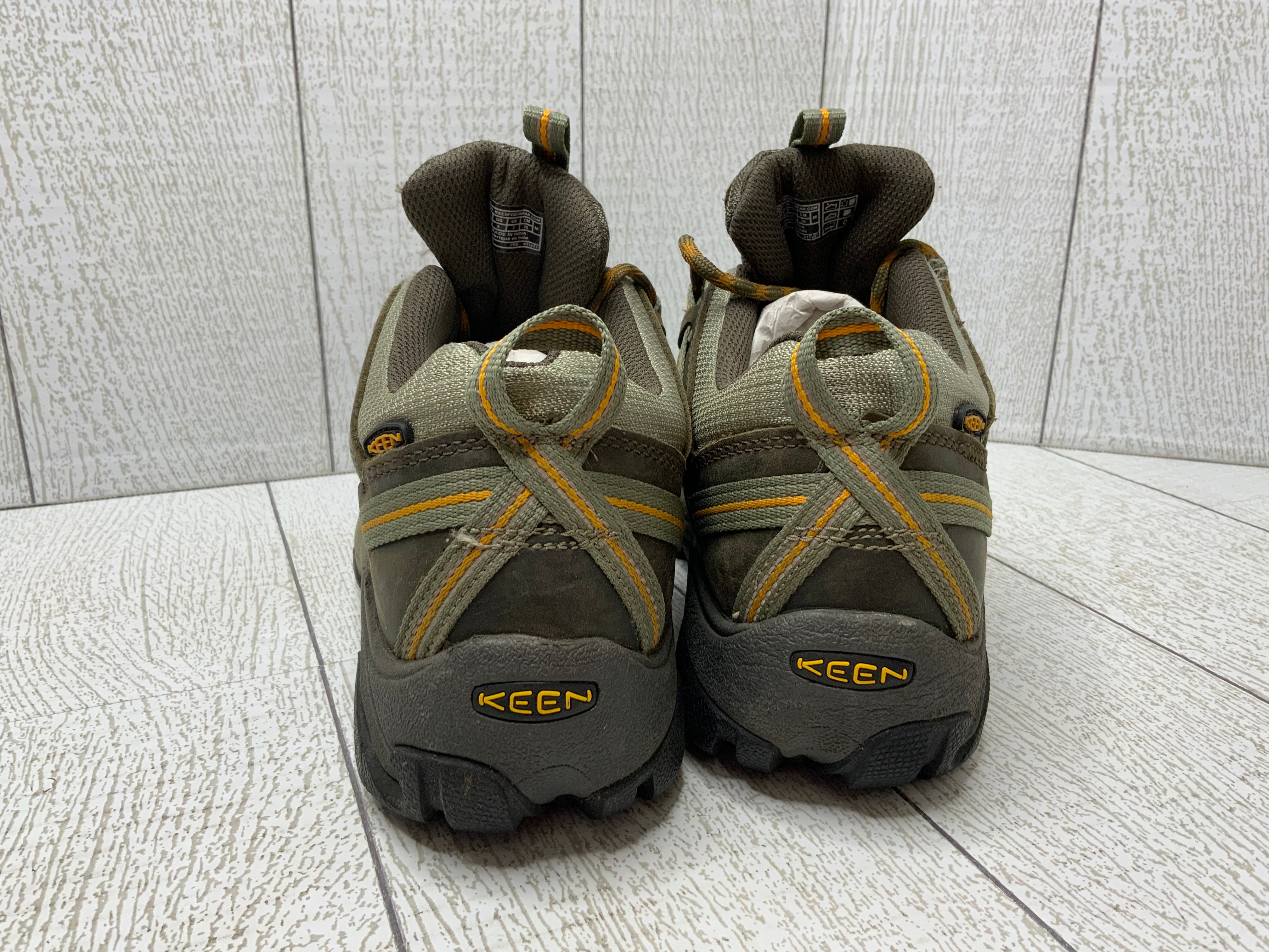 KEEN Men's Voyageur Low Height Breathable Hiking Shoes **Size 8** (7997592764654)